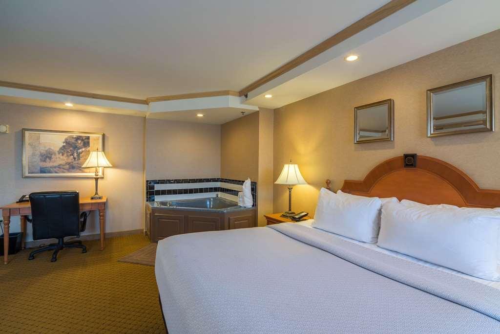 Ambassador Hotel Milwaukee Quarto foto